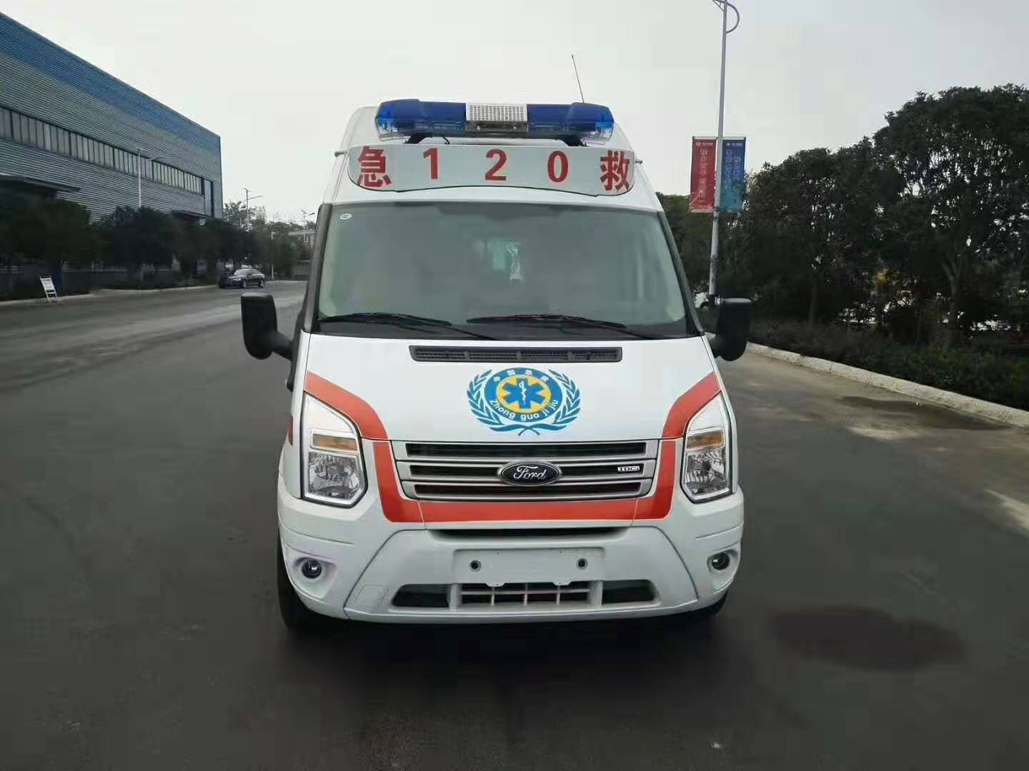 福特V348長軸中頂監(jiān)護型救護車